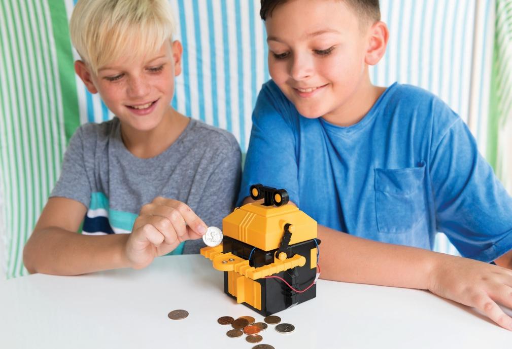 Подарки мальчикам на 23 февраля в школе: 1-5 классы